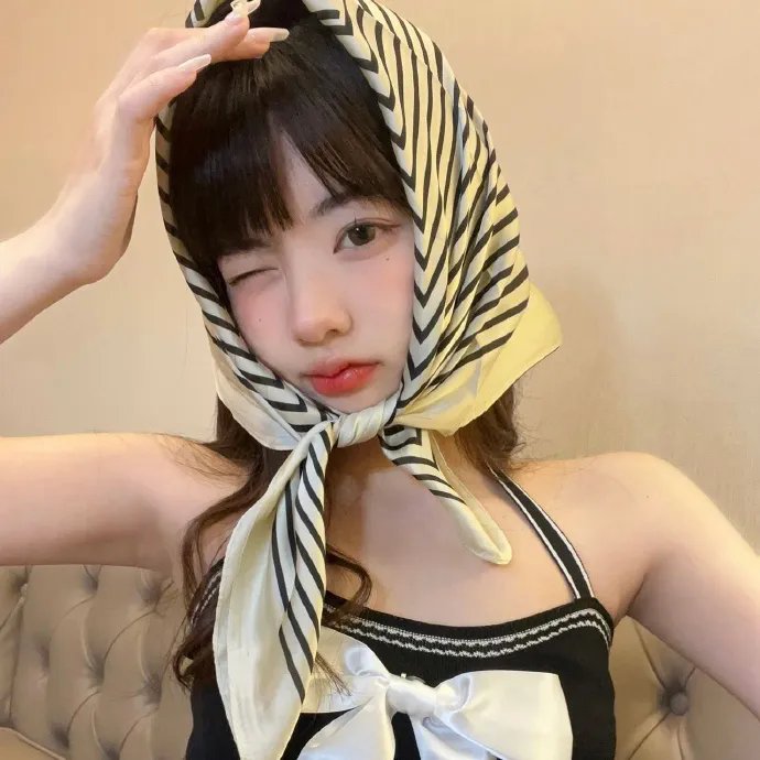 女儿站起来